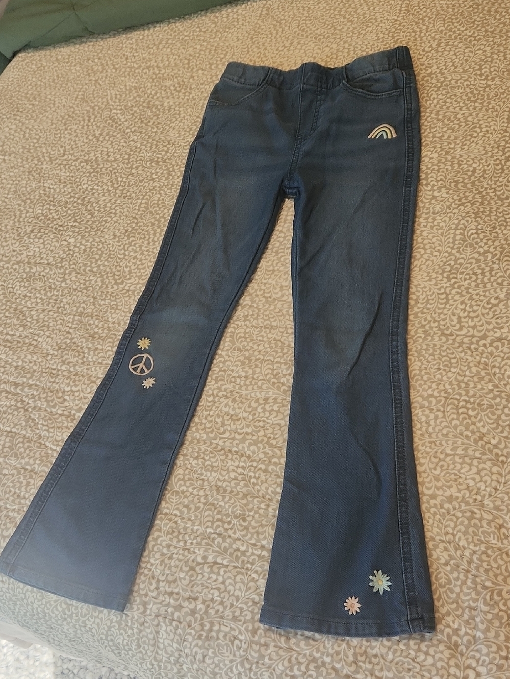 ✨ 3 For $25 SALE Tucker + Tate Dark Blue Flare Jeans with Rainbow & Flower